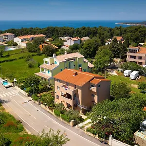 Apartment Milla, Premantura